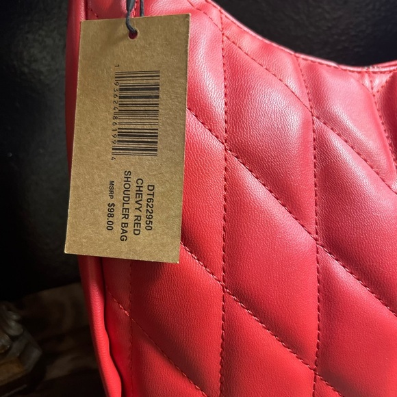 ❤️NWT-Steve Madden Quilted Leather Chain
Strap Chevy Red Shoulder Bag Purse❤️ - Picture 5 of 9